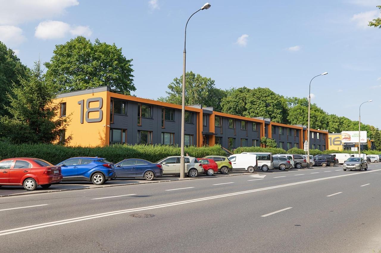 Batorego 18: White Oasis near Metro and National Park Warsaw Exterior photo