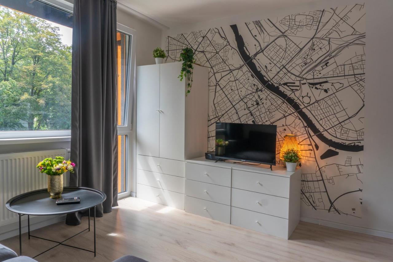 Batorego 18: White Oasis near Metro and National Park Warsaw Exterior photo