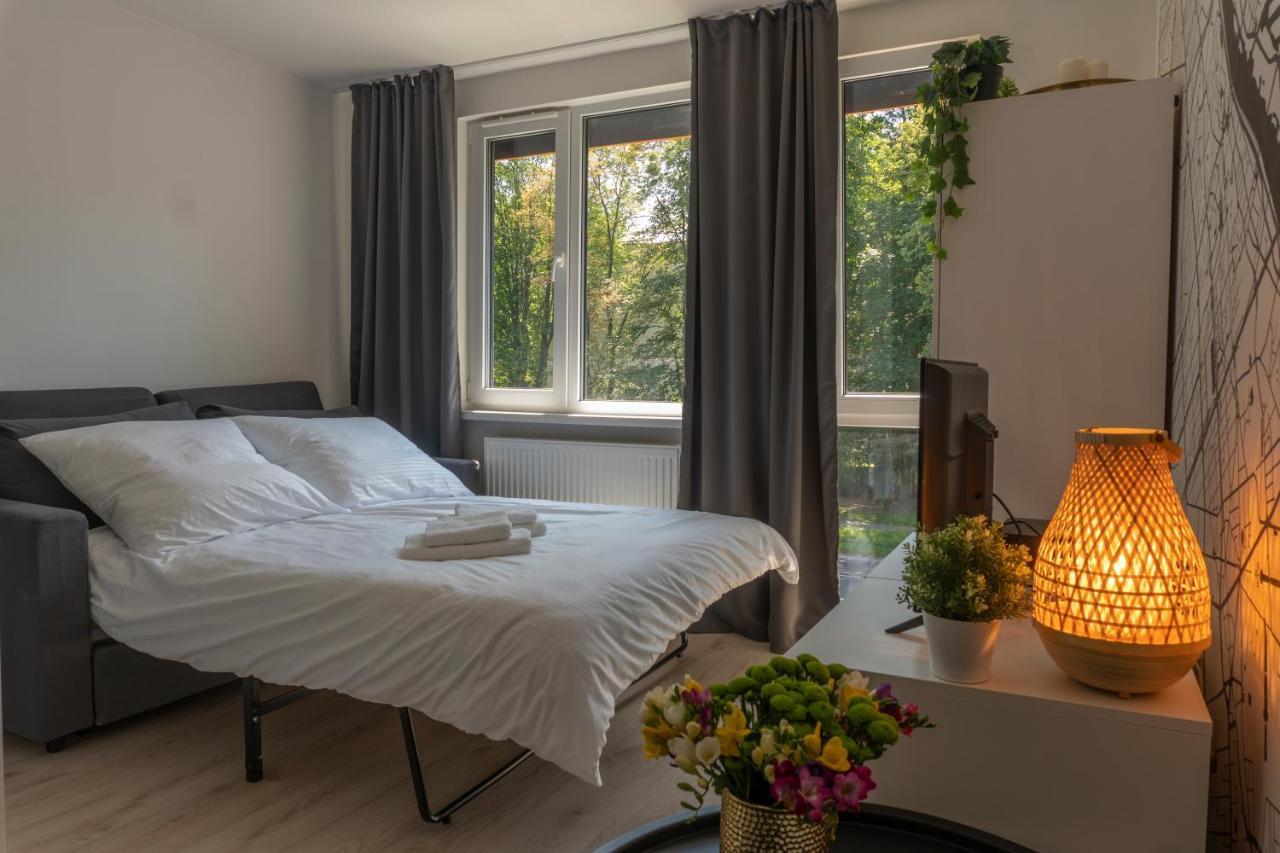 Batorego 18: White Oasis near Metro and National Park Warsaw Exterior photo
